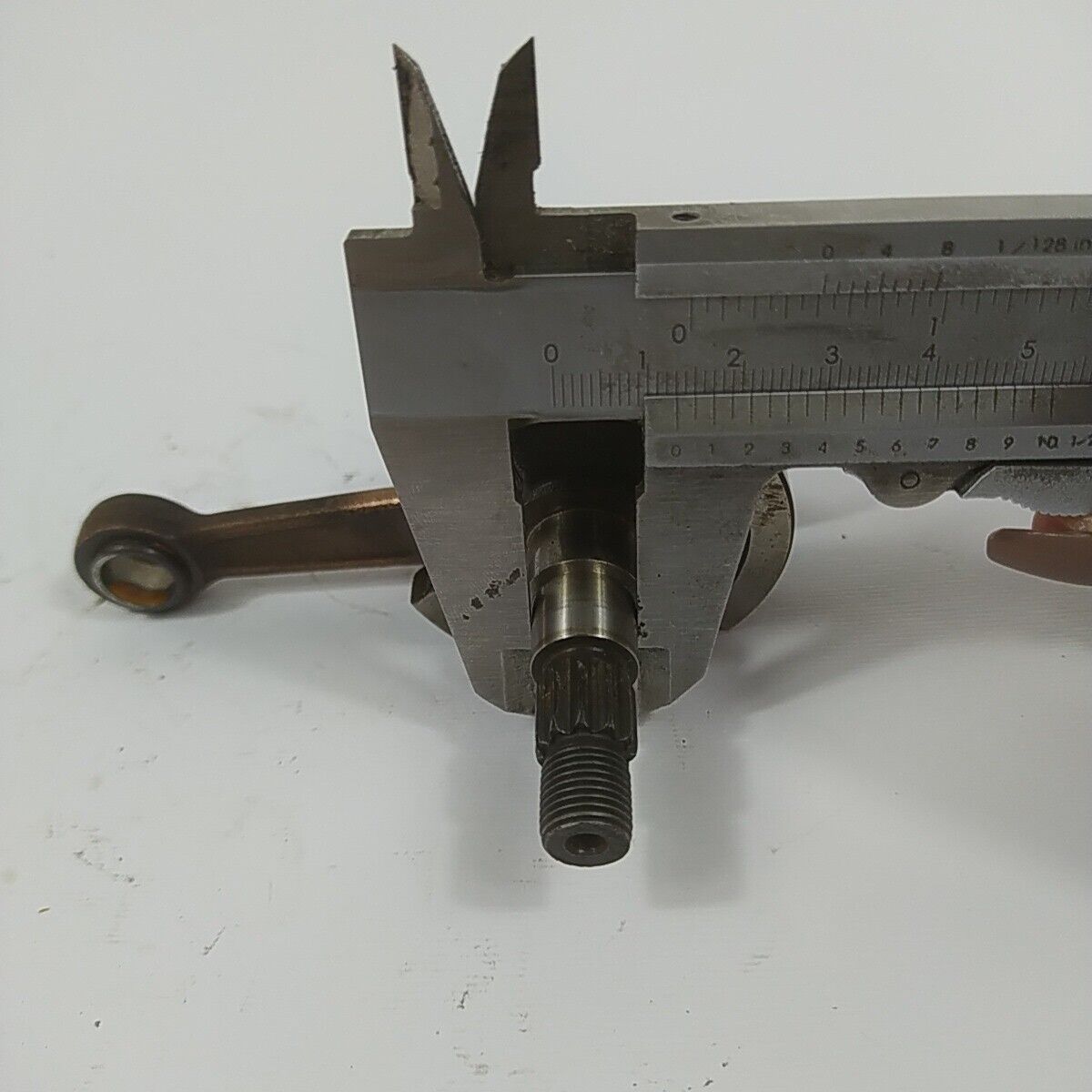 Ricambi usati per decespugliatore MCCULLOCH BP 38 AV ALBERO MOTORE ORIGINALE