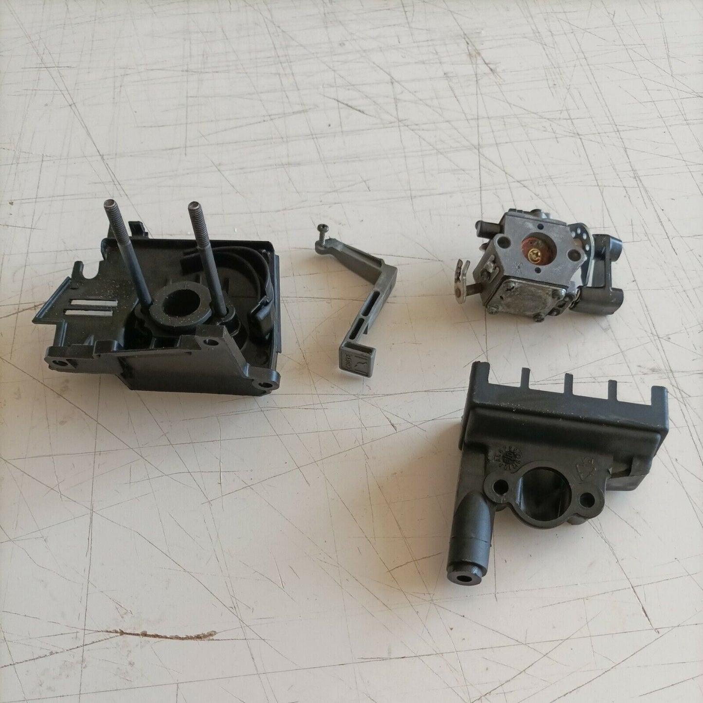 carburatore COLLETTORE LEVA E FILTRO ARIA PER MOTOSEGA PAPILLON RANGER 41 usato