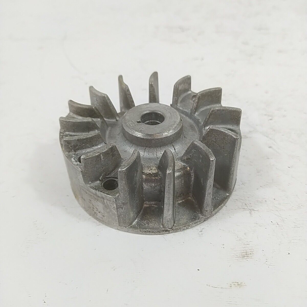 Ricambio VOLANO MAGNETICO usato DECESPUGLIATORE mcculloch SUPER MAC 26