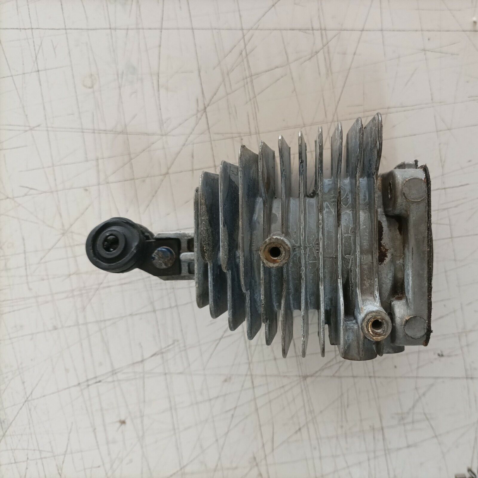 CILINDRO E PISTONE DIAM 36 ORIGINALE PER MOTOSEGA CASTOR 330 ANTIVIB