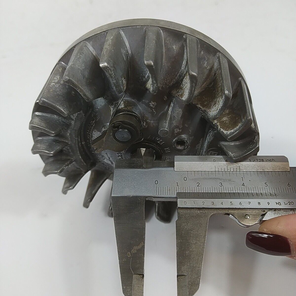 VOLANO MAGNETICO DI AVVIAMENTO per motosega OLEO MAC 350 usato P. N. 5523 V.