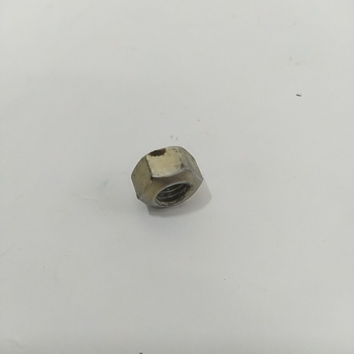 MOTOSEGA CASTOR CP 361 ricambio DADO BULLONE VOLANO ALBERO MOTORE Usato