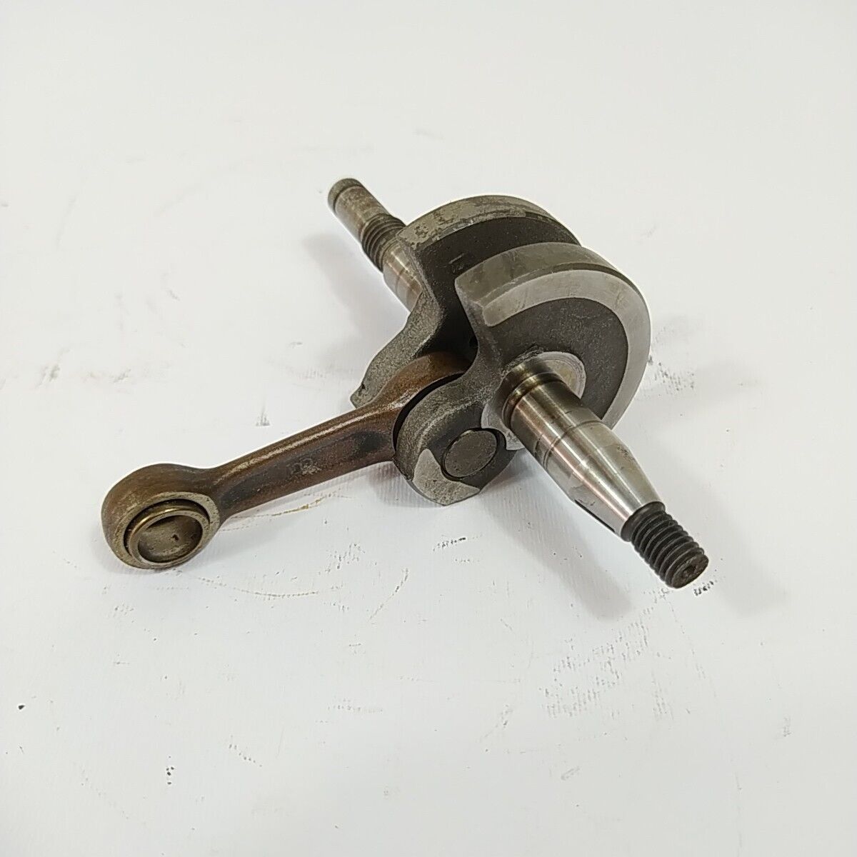 ALBERO MOTORE E DADO VOLANO per motosega MCCULLOCH 45 EUROPA 92 ricambi usati