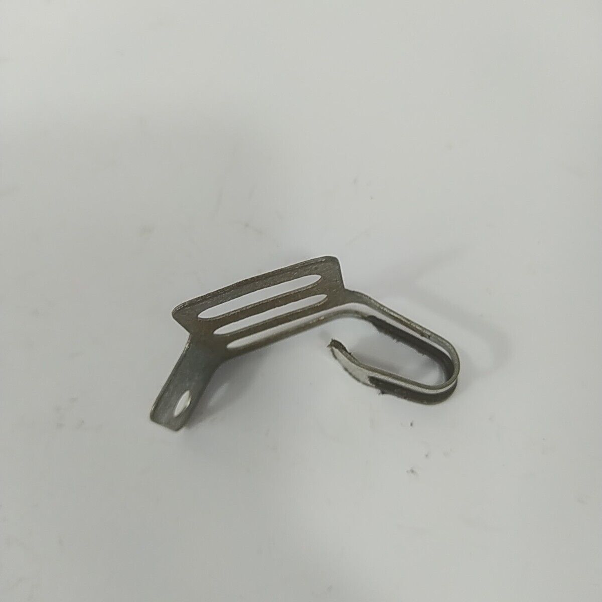 STAFFA PASSA TUBI FILO per DECESPUGLIATORE BLUE BIRD ZANE' ZM 27 ricambi usati