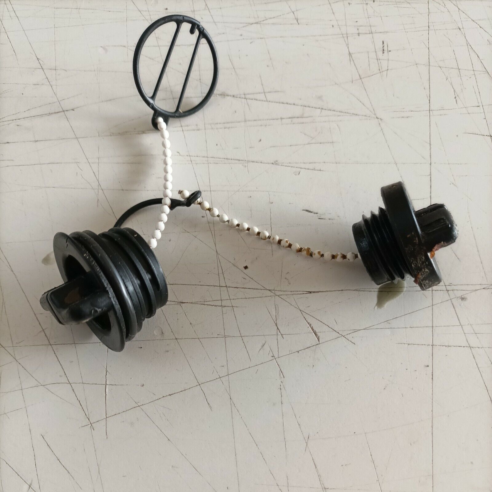 TAPPI TAPPO SERBATOIO OLIO E CARBURANTE ORIGINALE PER MOTOSEGA ALPINA  PROF 700
