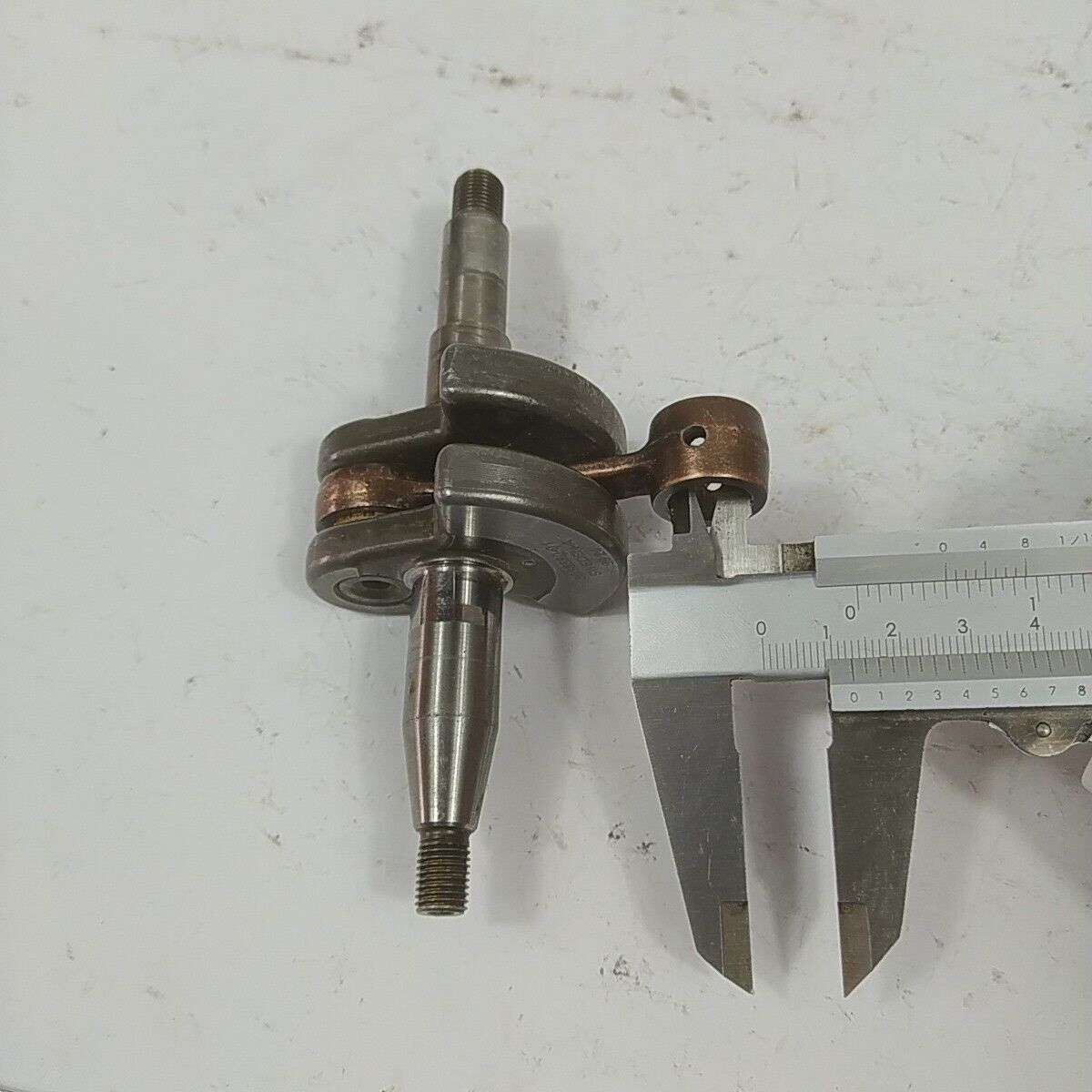 ALBERO MOTORE ORIGINALE 5038580 01 ricambi per MOTOSEGA HUSQVARNA 340 345 usati