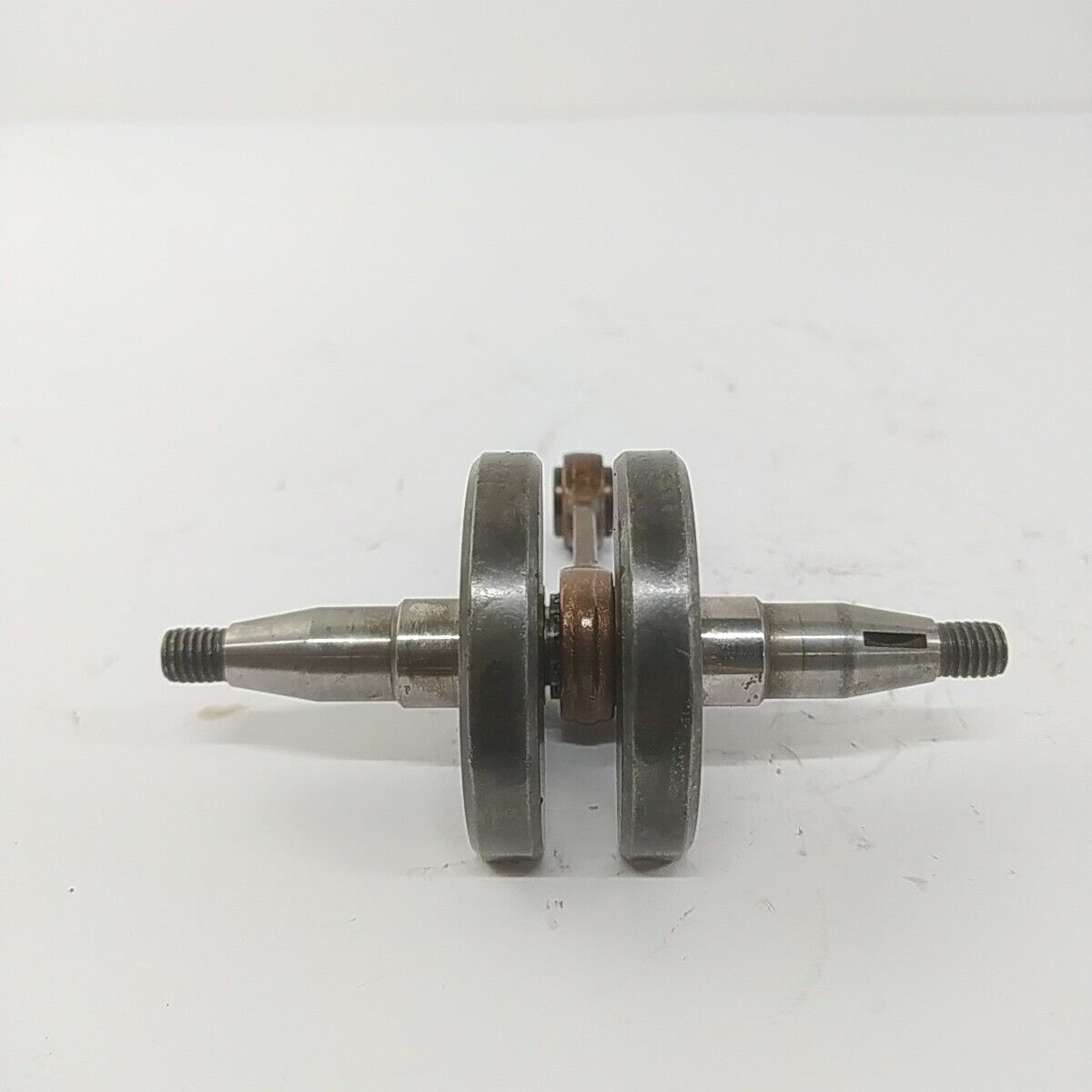 Ricambio usato ALBERO MOTORE originale decespugliatore Mcculloch ELITE 4000 3500
