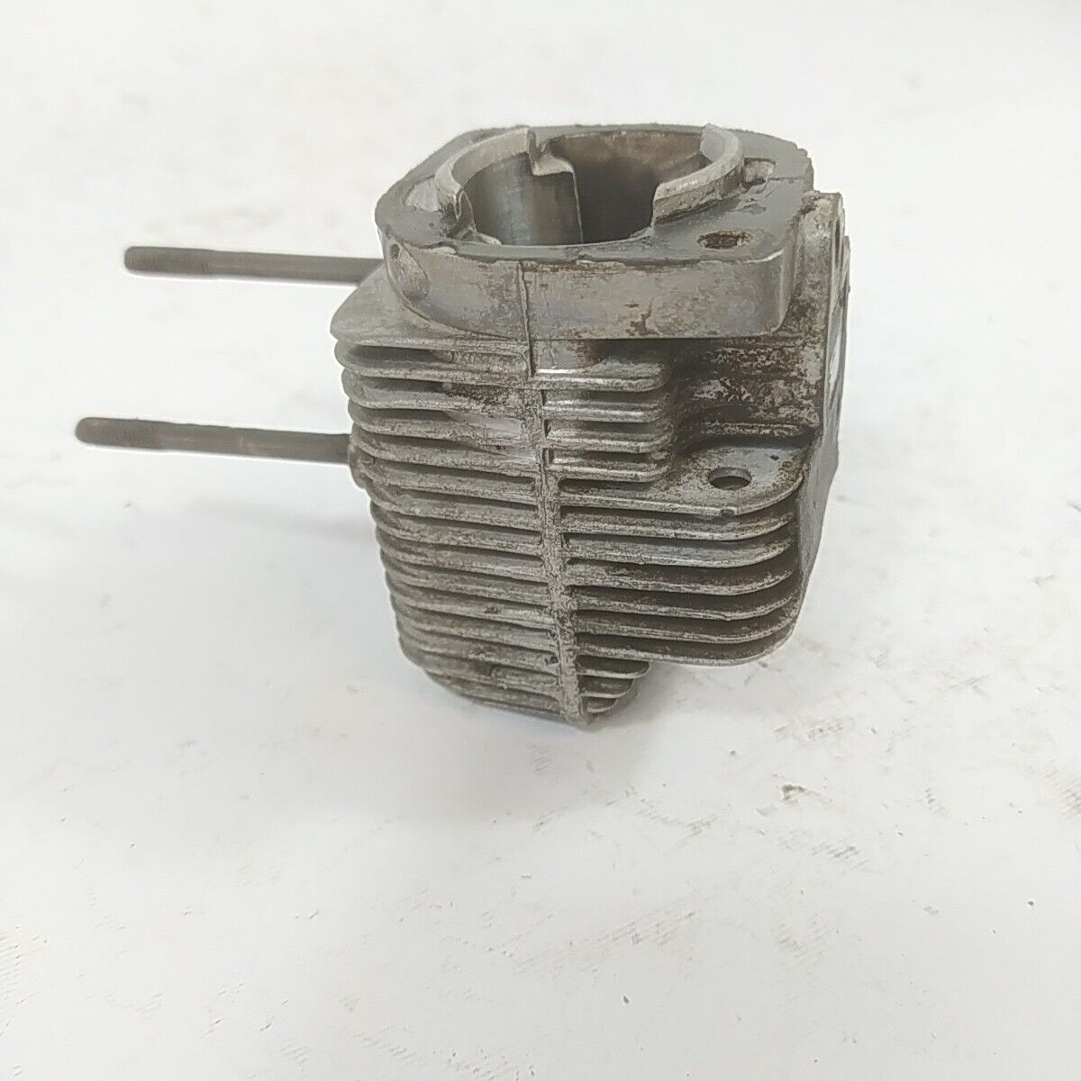Ricambio CILINDRO usato DECESPUGLIATORE mcculloch SUPER MAC 26