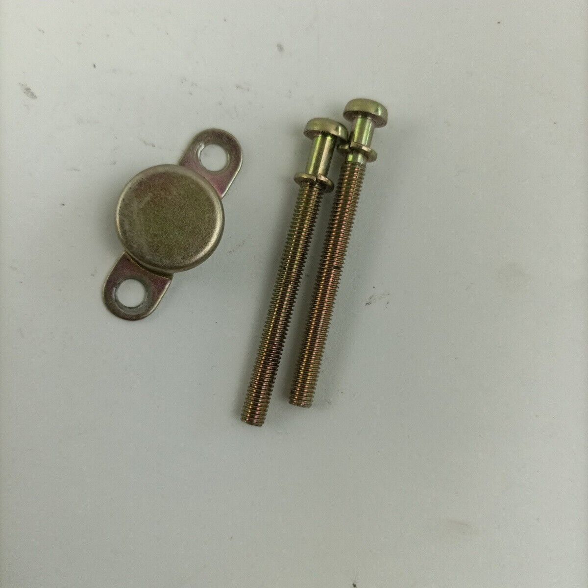 DECESPUGLIATORE TANAKA 501 ik VITI SUPPORTO e CARBURATORE ricambi usati