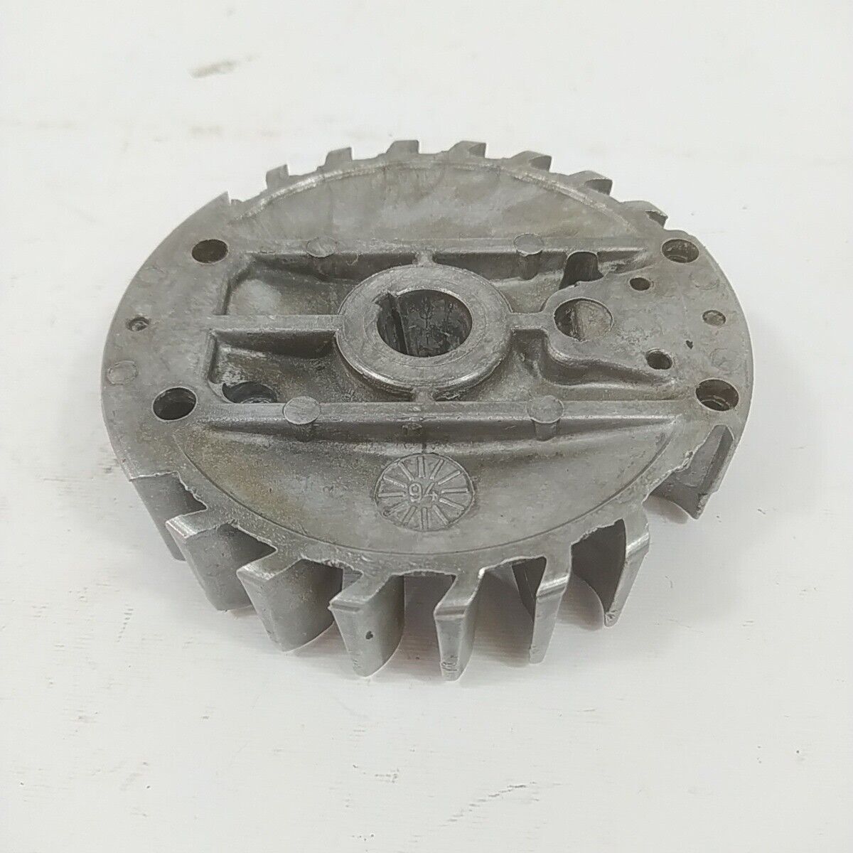 Ricambio VOLANO MAGNETICO DI AVVIAMENTO START per motosega CASTOR CP 700 usato