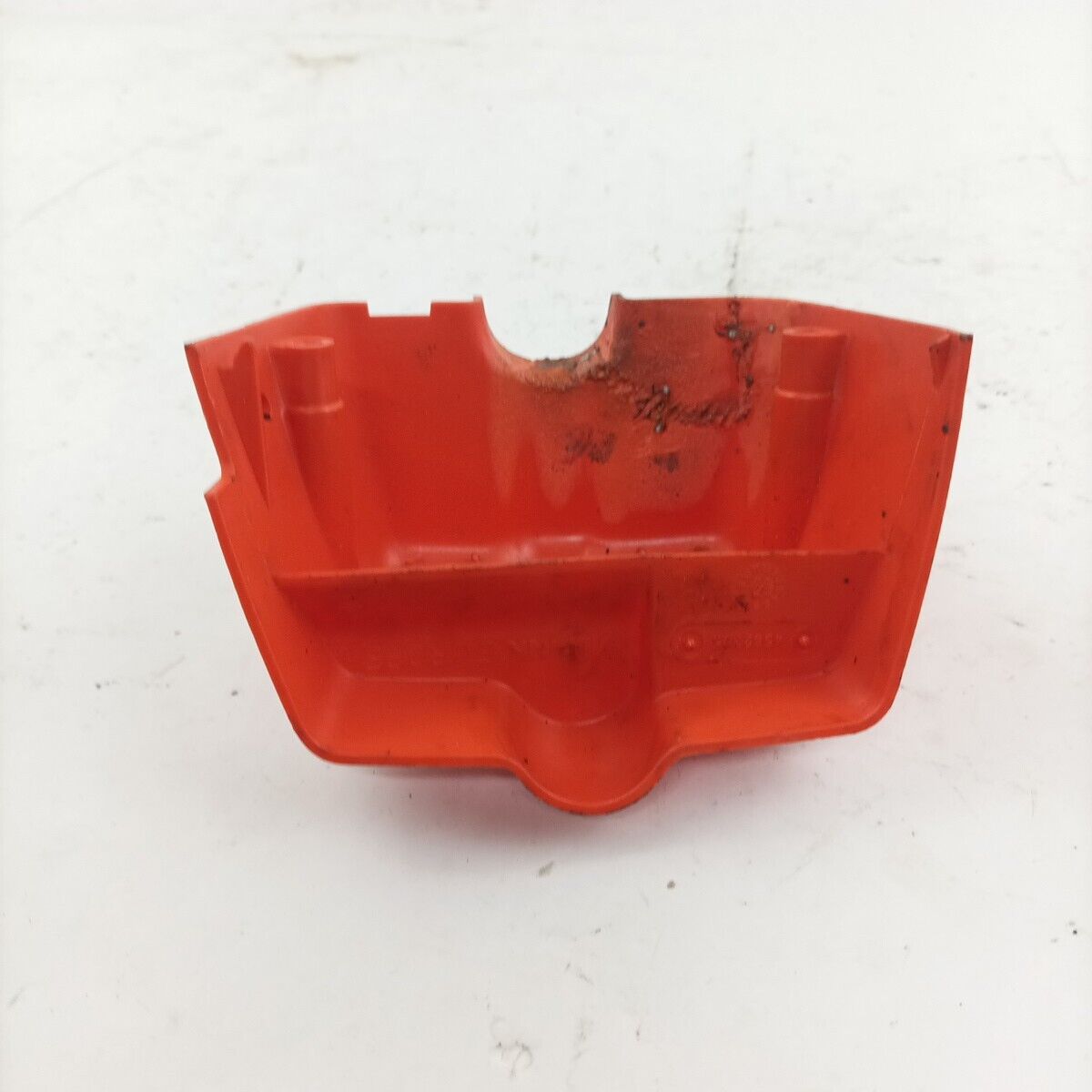 motosega CASTOR ALPINA 450 ricambio COPERCHIO FILTRO ARIA CARBURATORE Usato