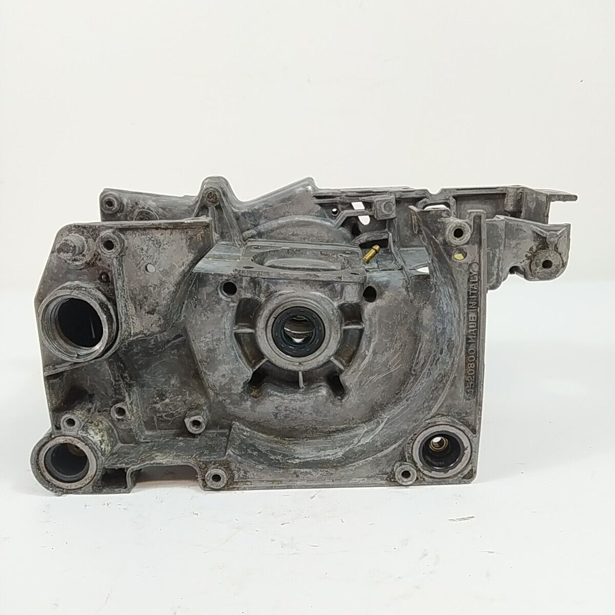 carter BASAMENTO CILINDRO completo PER MOTOSEGA ALPINA PROF 700 ricambi usati