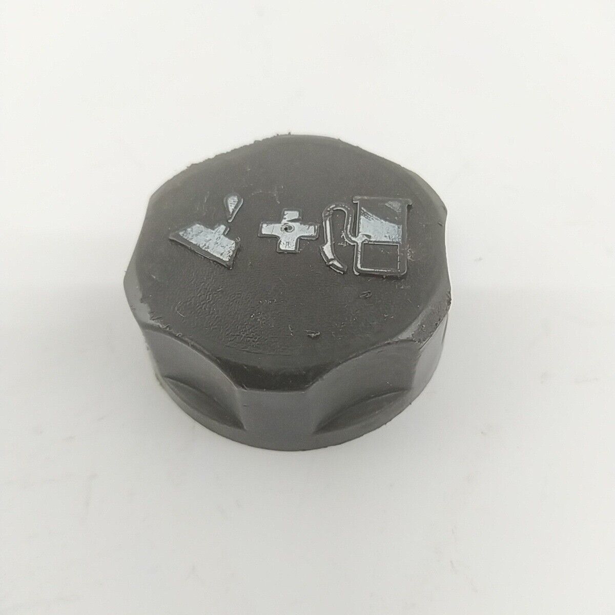 Ricambio usato TAPPO SERBATOIO carburante per decespugliatore MITSUBISHI T200
