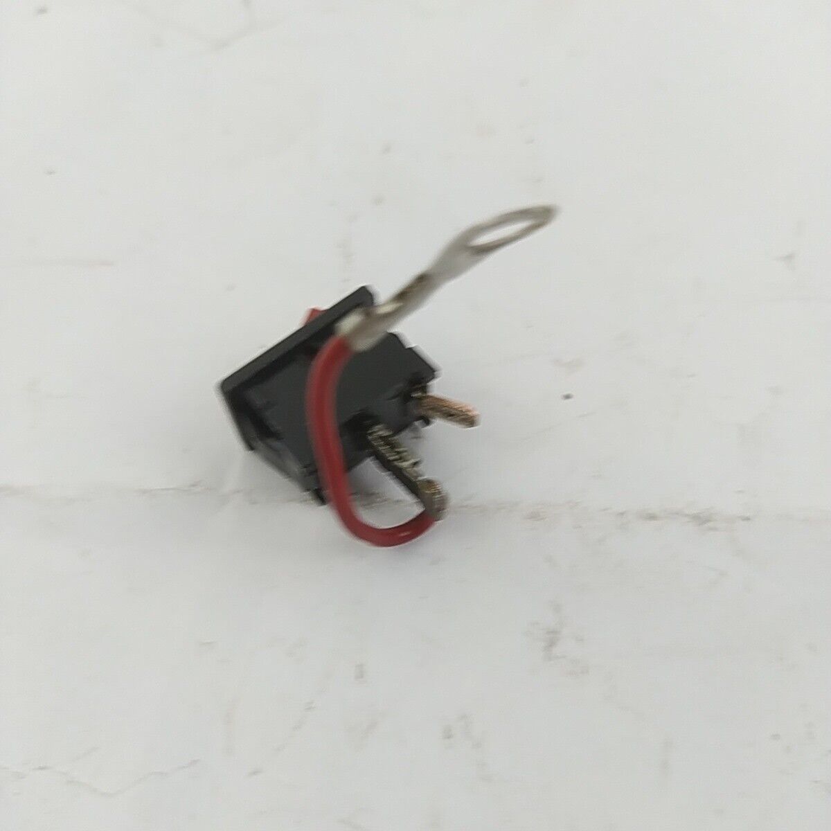 MOTOSEGA CASTOR CP 361 ricambio INTERRUTTORE ON/OFF start stop Usato