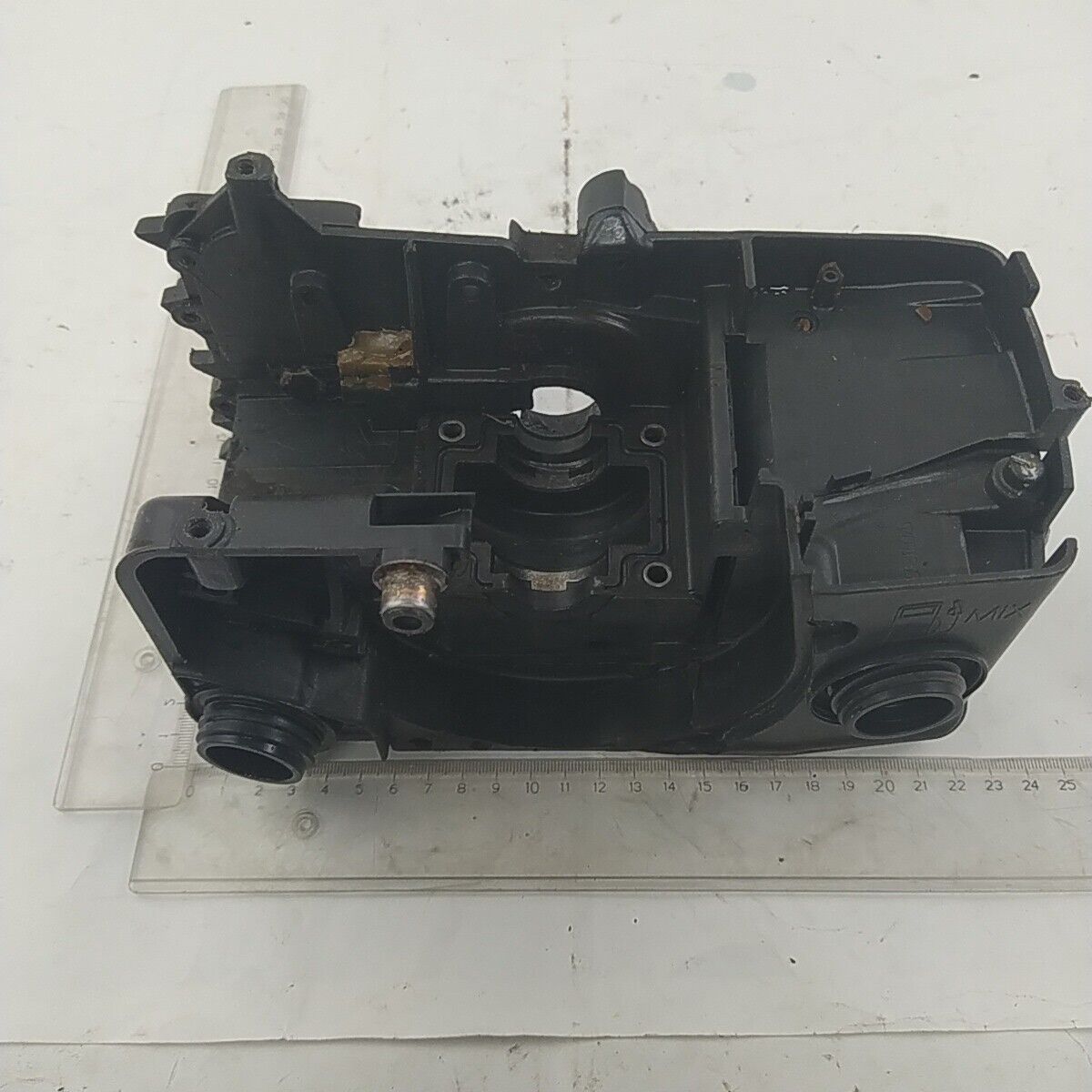 MOTOSEGA CASTOR P 361 ricambio telaio CARCASSA MOTORE BASAMENTO Usato