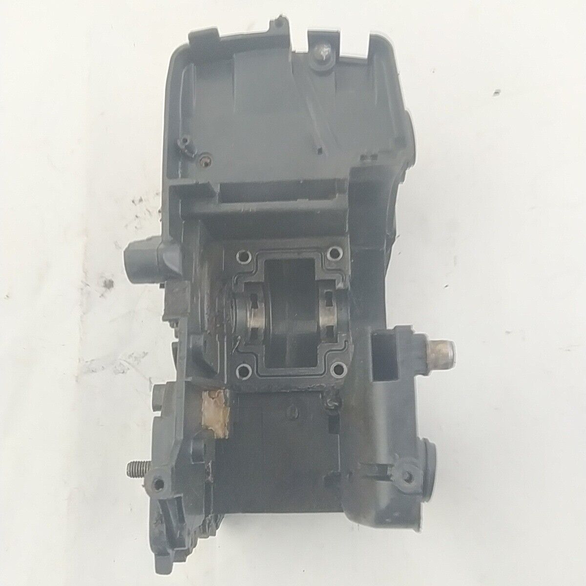 MOTOSEGA CASTOR P 361 ricambio telaio CARCASSA MOTORE BASAMENTO Usato