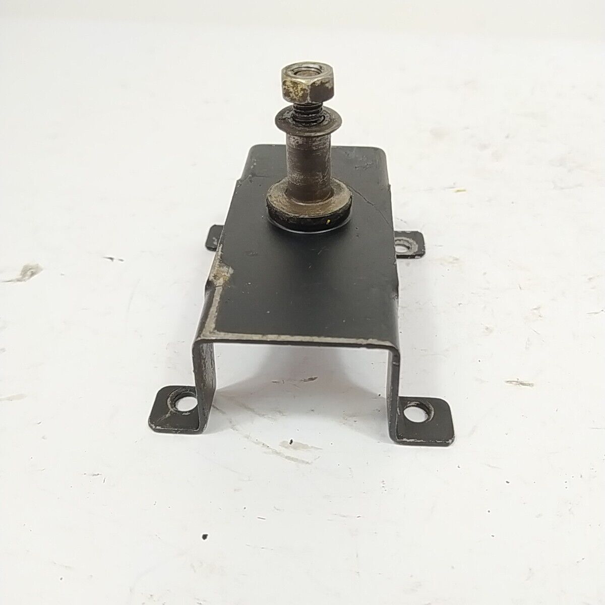 Ricambi usati decespugliatore MCCULLOCH BP 38 AV staffa supporto motore a zaino
