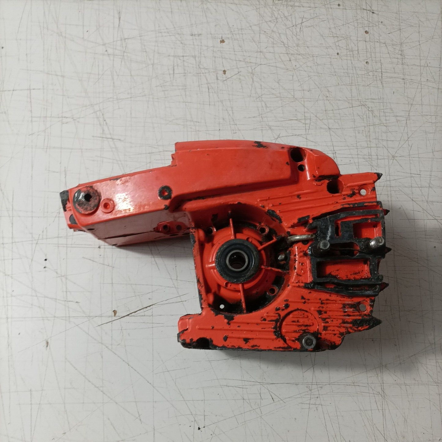 CARTER BASAMENTO CILINDRO TELAIO ARANCIO PER MOTOSEGA CASTOR C70 ALPINA A 70