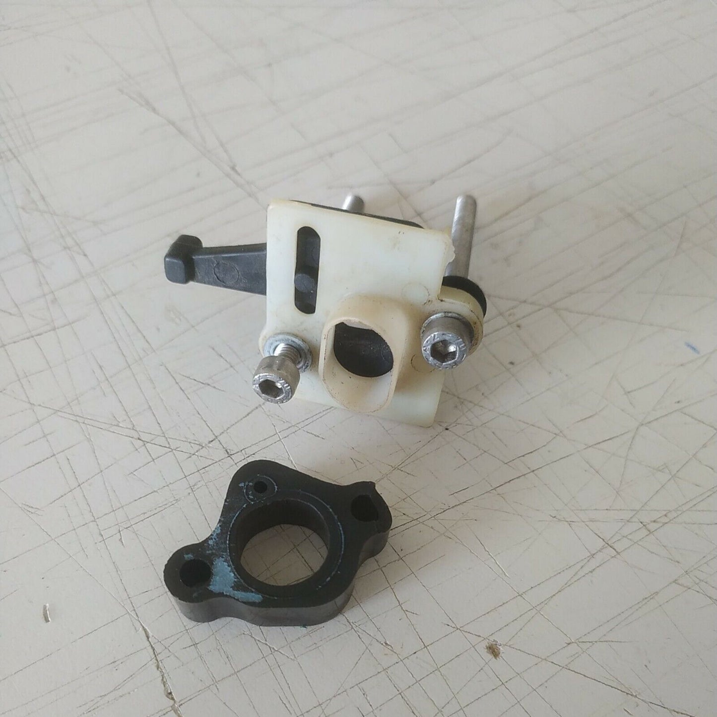 LEVA ARIA E COLLETTORE CARBURATORE ORIGINALE PER MOTOSEGA ALPINA EURO 35 N