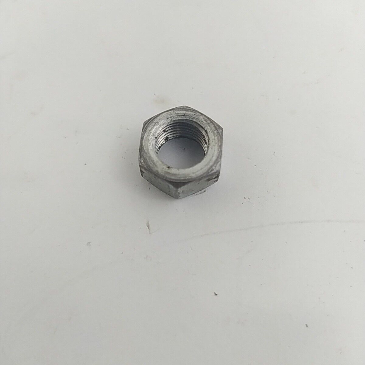 motosega CASTOR CP- 500 ricambio DADO bullone ALBERO MOTORE volano Usato