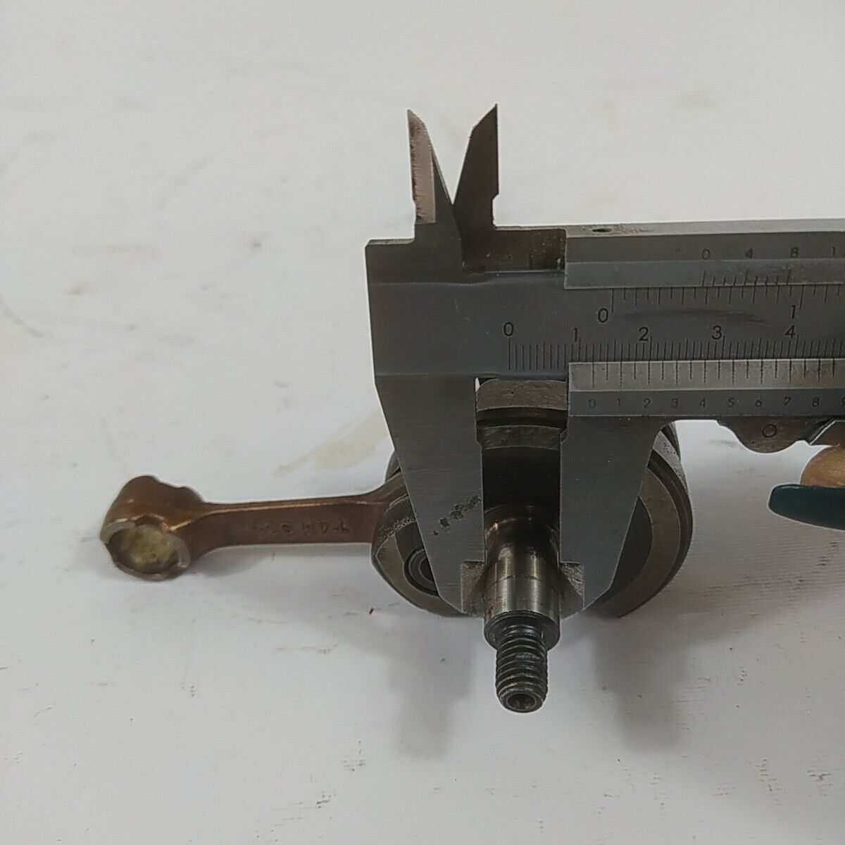 Ricambio DECESPUGLIATORE ECHO RM - 460 ALBERO MOTORE originale usato