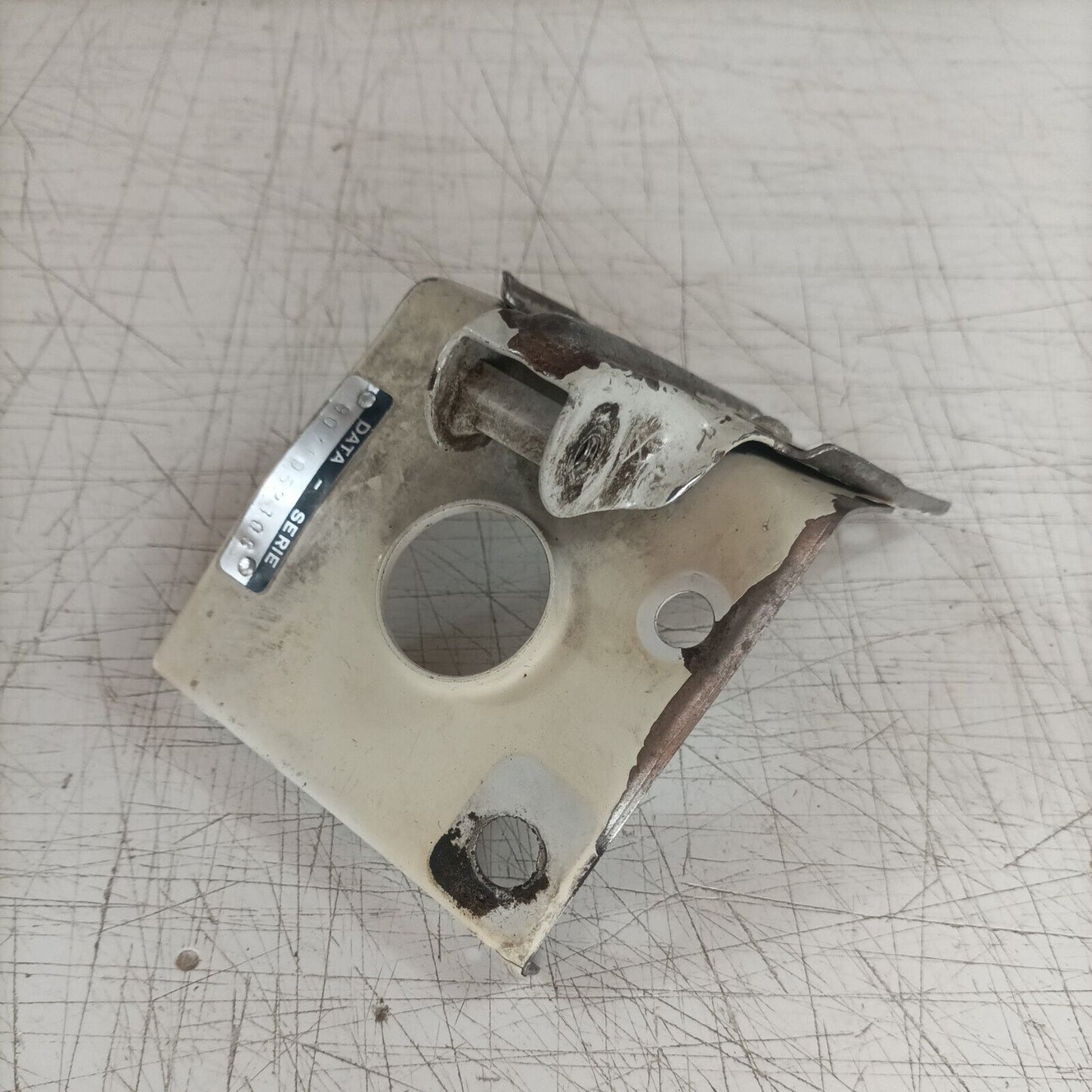 MOTOSEGA CASTOR C70 ALPINA A70 TELAIETTO COPERTURA CILINDRO SUPPORTO MANIGLIA