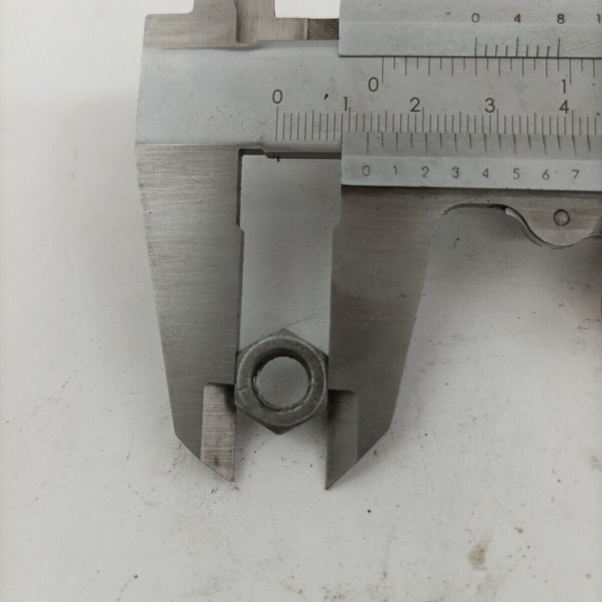 Ricambi DADO E FERMO VOLANO di Avviamento Starter MOTOSEGA HOMELITE XL -12 usati