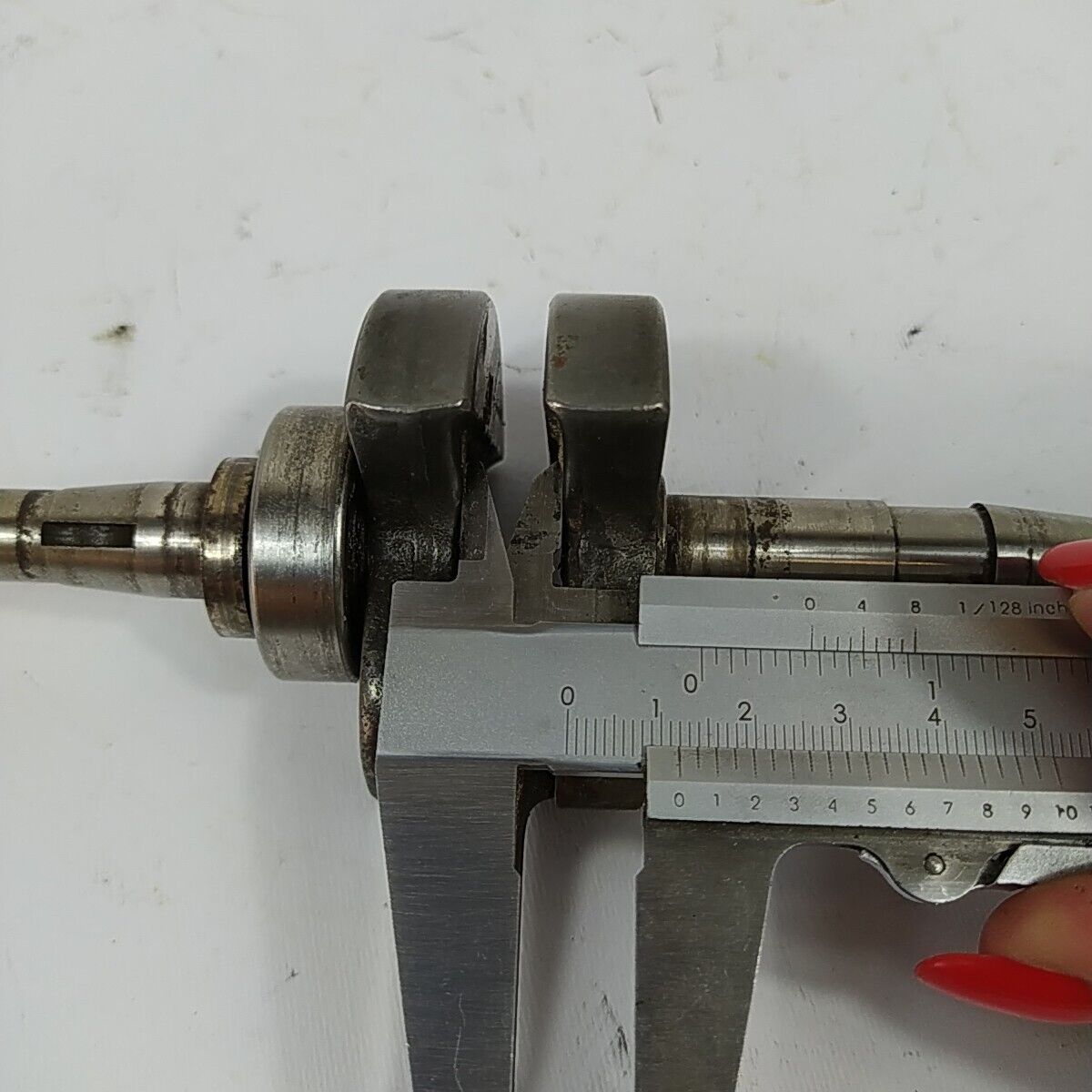 ALBERO MOTORE PER MOTOSEGA OLEO MAC 261 OLEOMAC AUTOMATIC ricambi usati