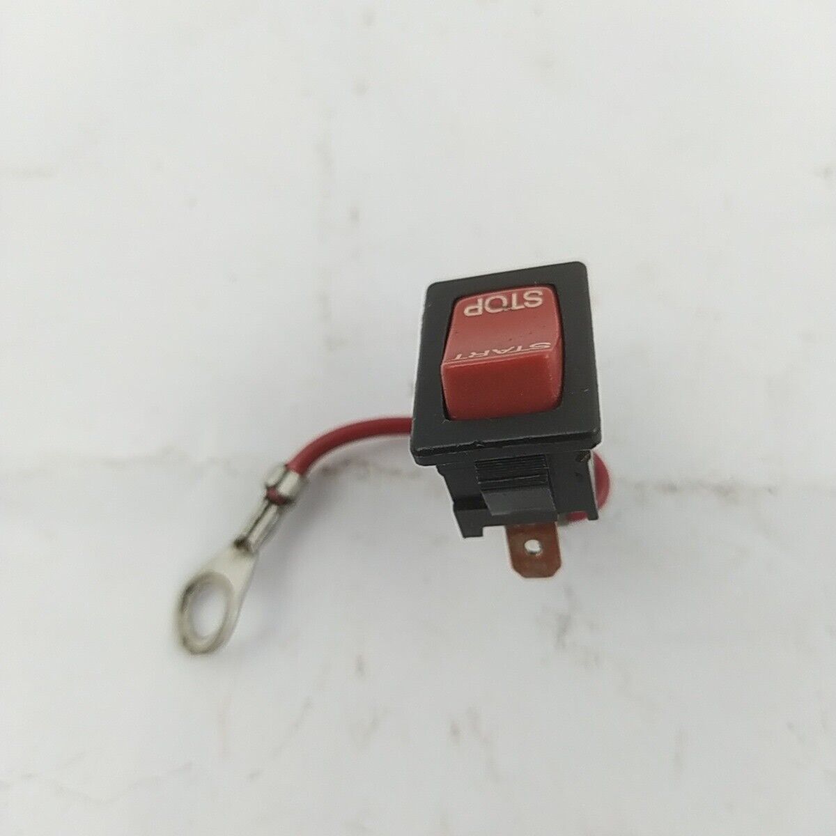 MOTOSEGA CASTOR CP 361 ricambio INTERRUTTORE ON/OFF start stop Usato