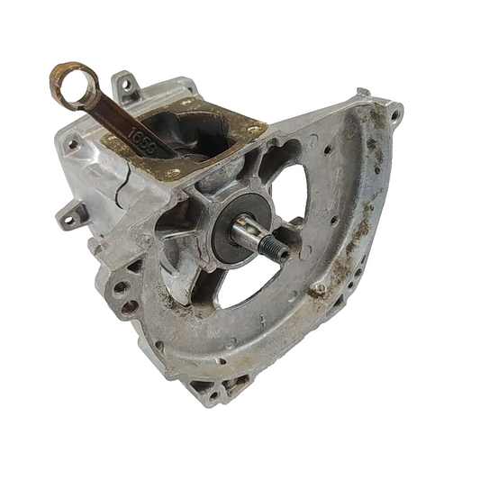 Ricambio CARTER E ALBERO MOTORE Usato per decespugliatore Komatsu ZENOAH G3K