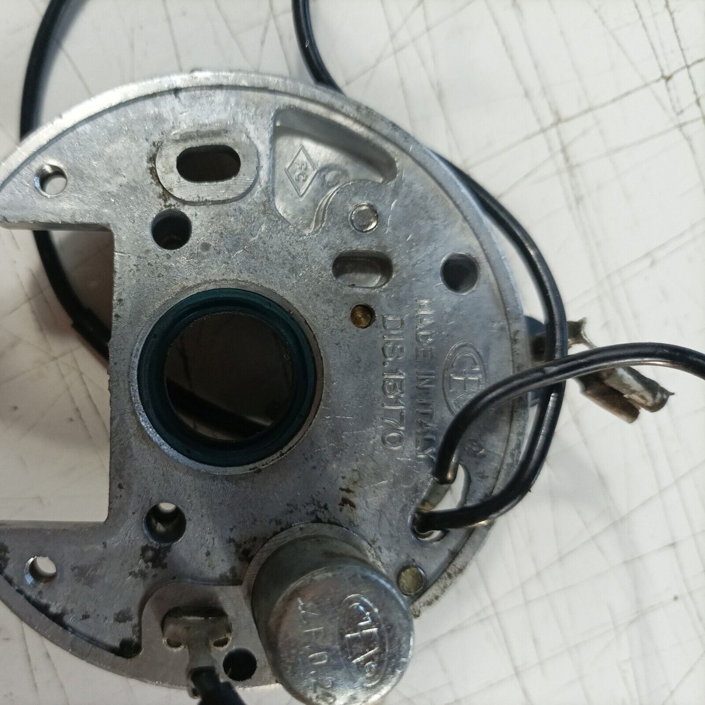MOTOSEGA OLEOMAC OM 251 PIASTRA ATTACCO PUNTE BOBINA E CONDENSATORE usato