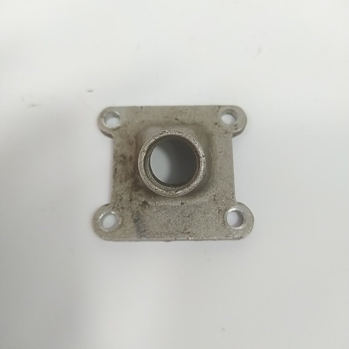 COLLETTORE ASPIRAZIONE CARBURAT ricambi usati per DECESPUGLIATORE BLUE BIRD 31 E