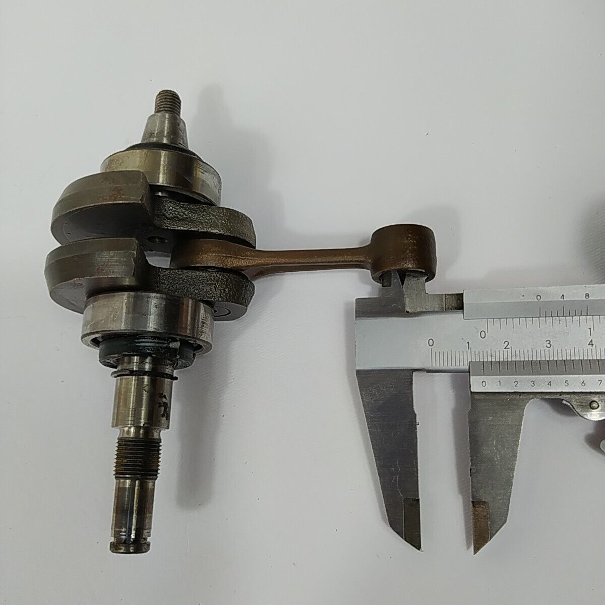 ALBERO MOTORE originale PER MOTOSEGA ORIGINALE STIHL 025 ricambi usati