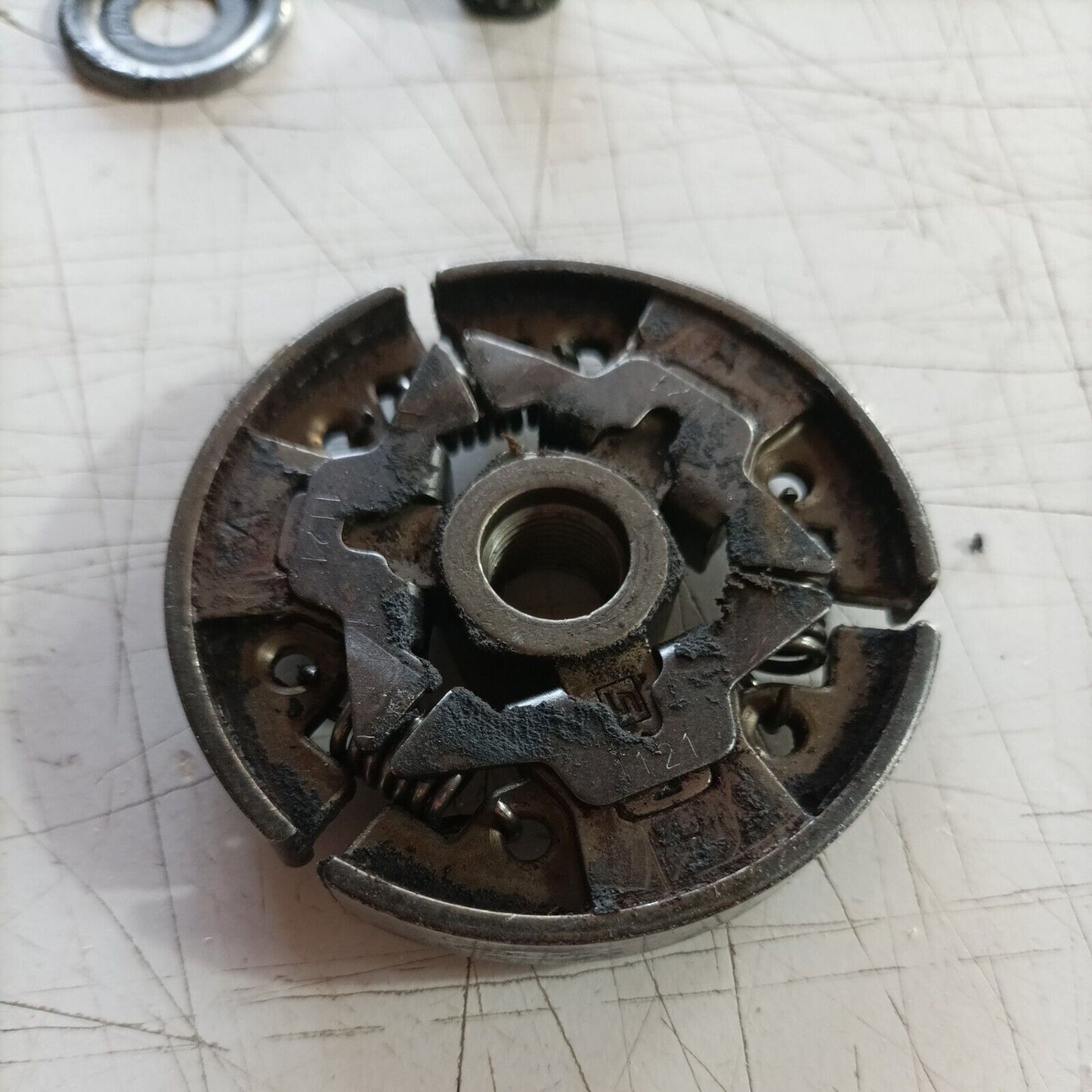 CAMPANA E FRIZIONE originale PER MOTOSEGA STIHL 018/MS 170 180 017 ricambi usati