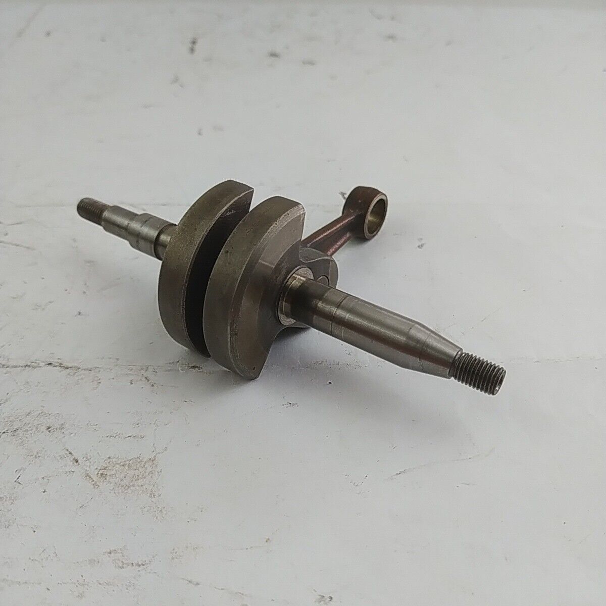 ricambi MOTOSEGA BLITZ b 400 40 Oleo mac 240 ALBERO MOTORE originale usato
