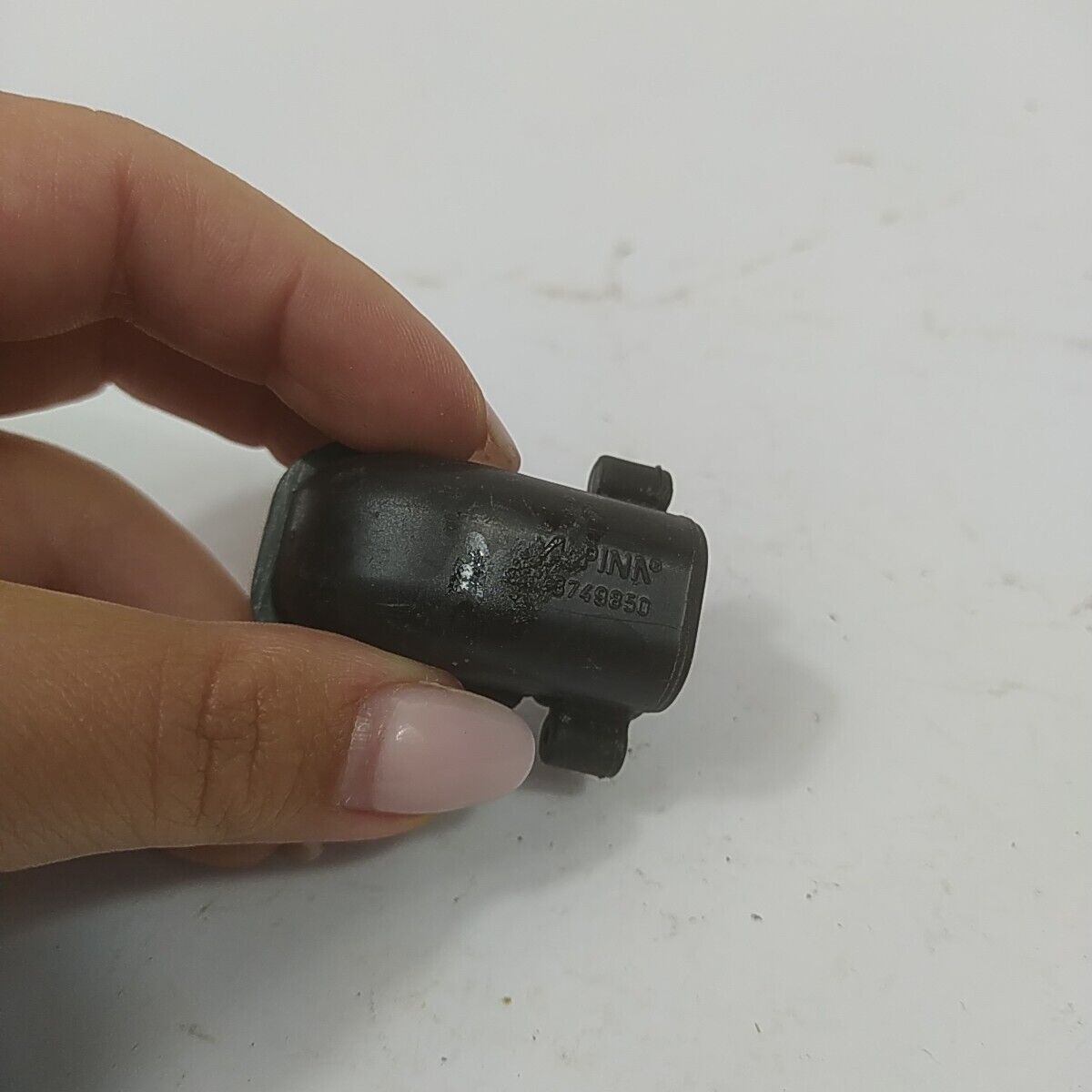 ricambi SUPPORTO FILTRO CARBURATORE per motosega ALPINA SILVER 40 castor usati