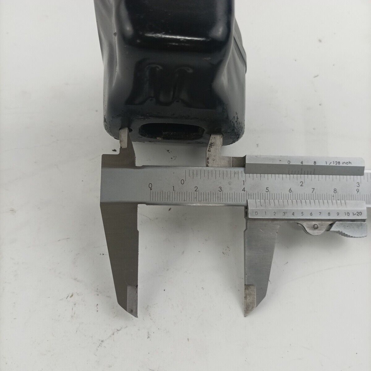 MOTOSEGA CASTOR P 361 ricambio MARMITTA SILENZIATORE terminale di scarico Usato