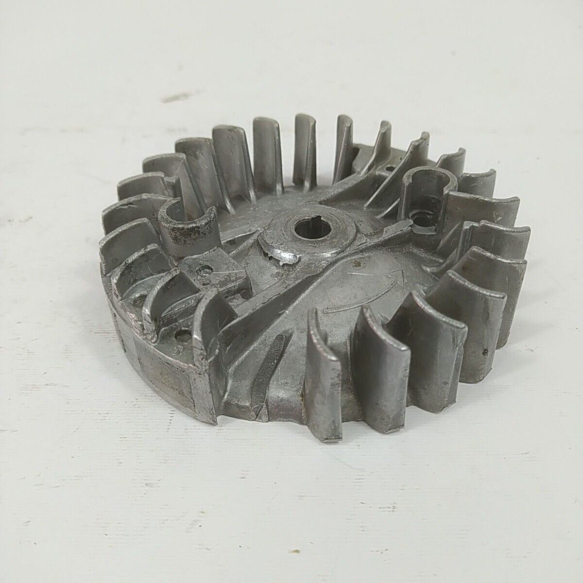Ricambio VOLANO MAGNETICO DI AVVIAMENTO START per motosega CASTOR CP 700 usato
