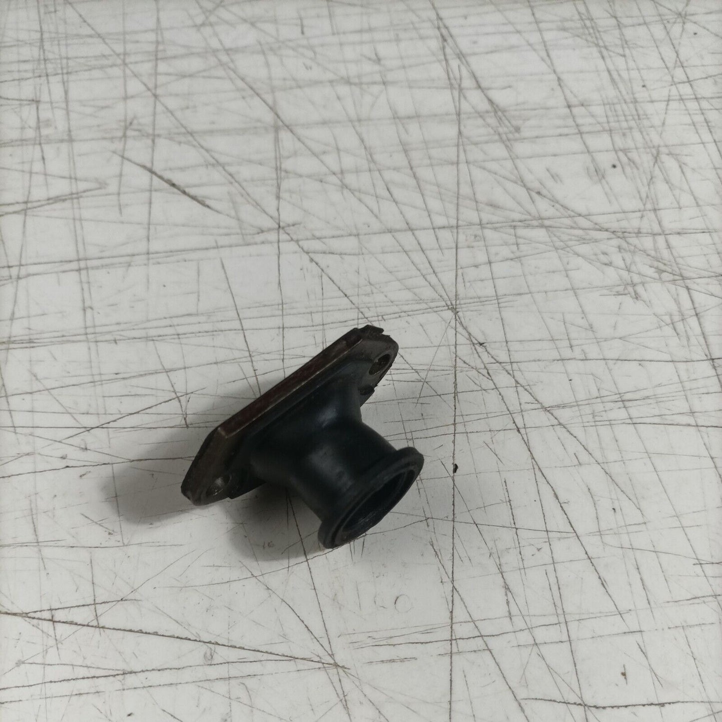 COLLETTORE FLANGIA ASPIRAZIONE carburante PER MOTOSEGA AMA NBG 50.20 usato