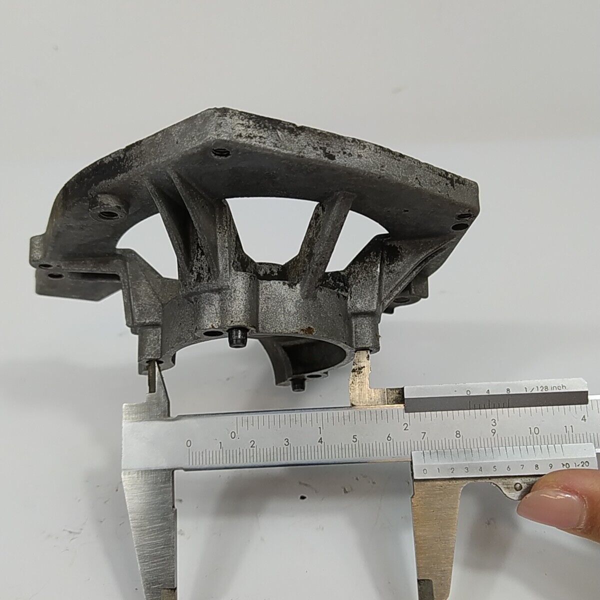 CARTER BASAMENTO CILINDRO EMAK decespugliatore EFCO OLEOMAC 8300 ricambi usati