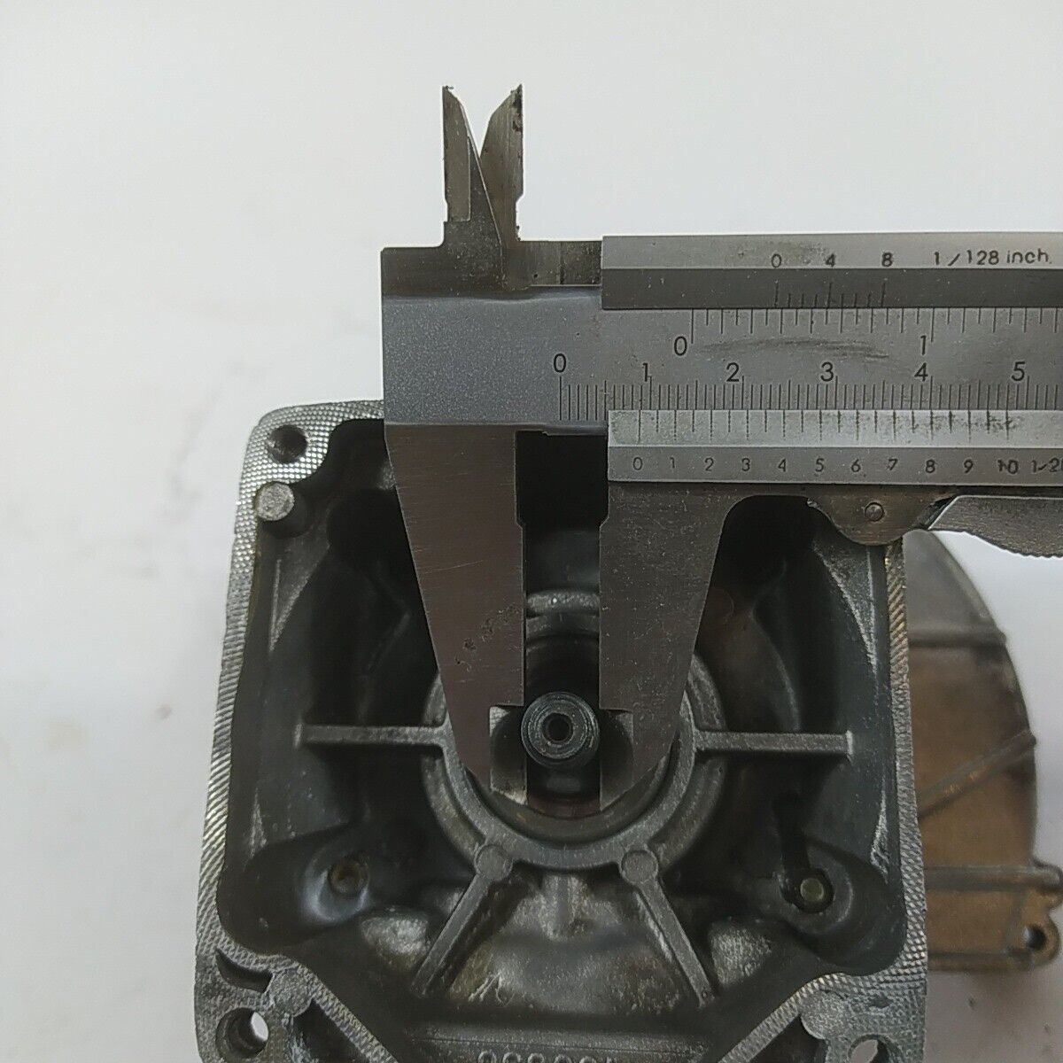 ricambi DECESPUGLIATORE BLUE BIRD ZM 54 CARTER BASAMENTO ALBERO MOTORE usati