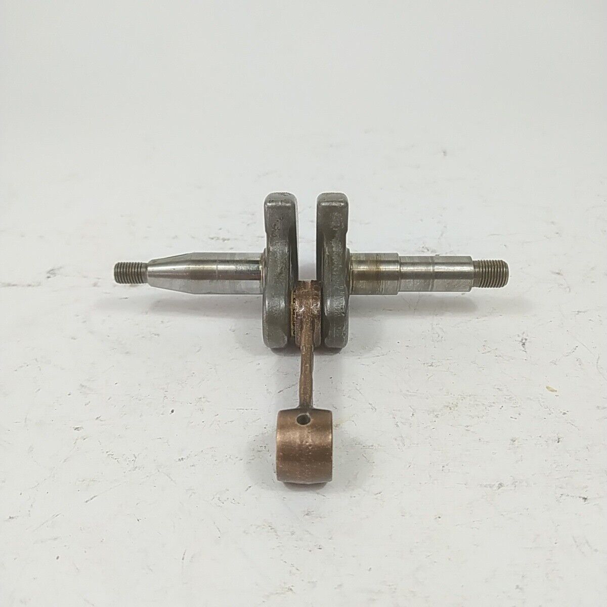 ALBERO MOTORE ORIGINALE 5038580 01 ricambi per MOTOSEGA HUSQVARNA 340 345 usati