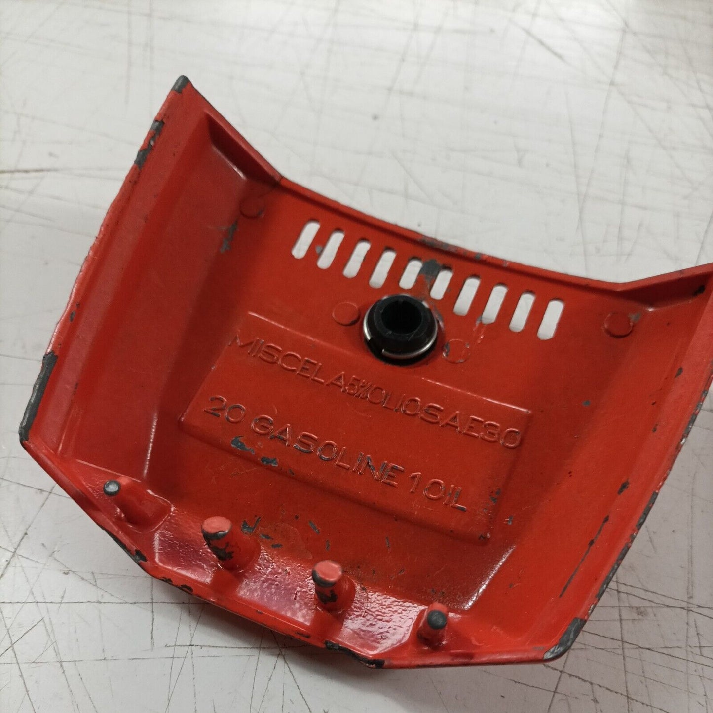 MOTOSEGA CASTOR C70 ALPINA A70 COPERCHIO FILTRO DELL'ARIA ARANCIONE ORIGINALE