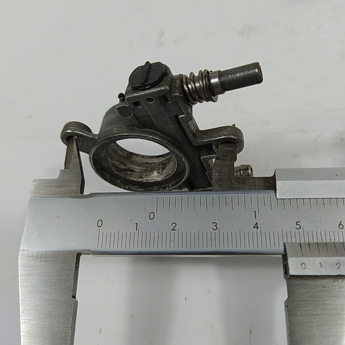 POMPA OLIO completa PER MOTOSEGA JET SKY KT2500 O CINESE 25 cc ricambi usati