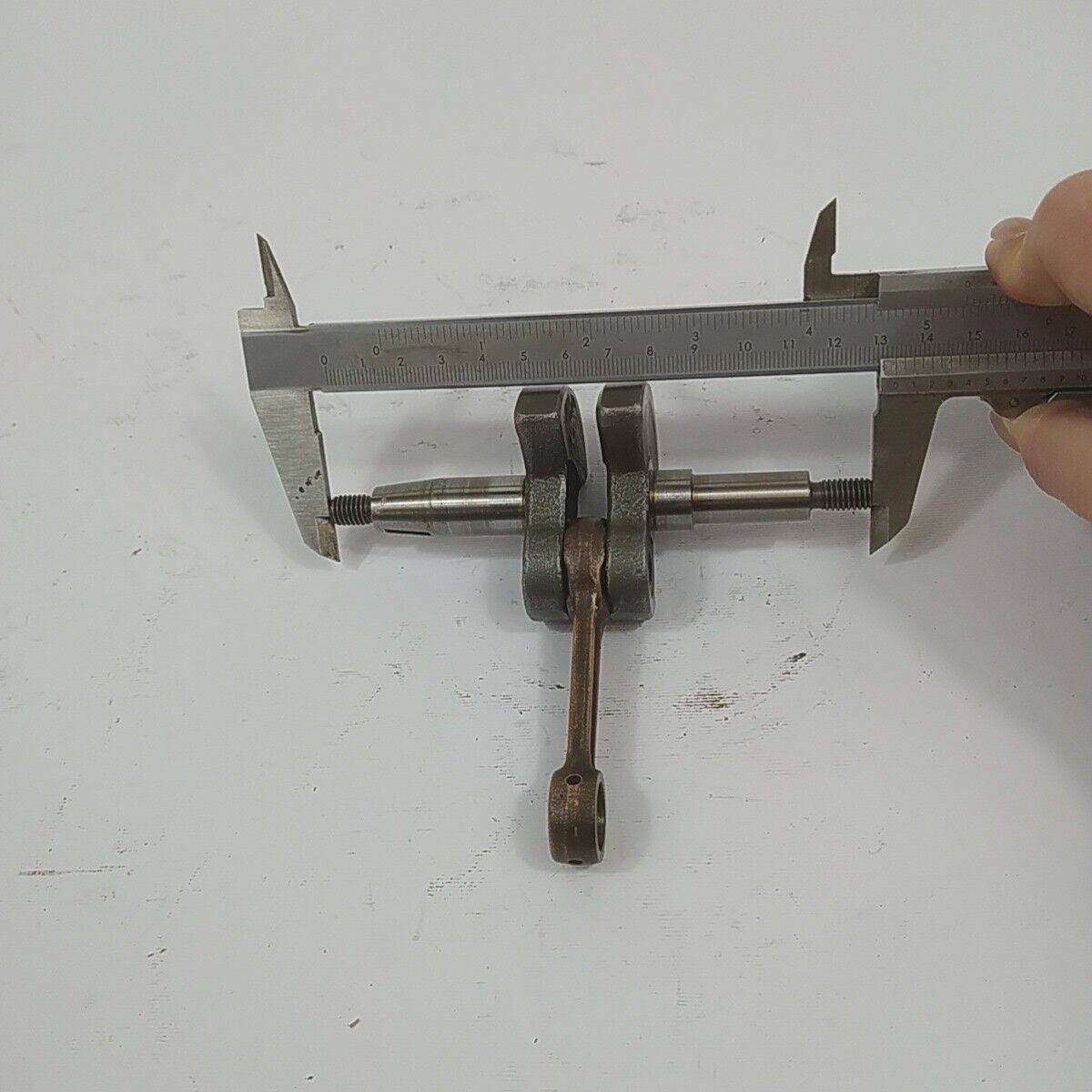 Ricambio usato ALBERO MOTORE ORIGINALE per decespugliatore MITSUBISHI T200
