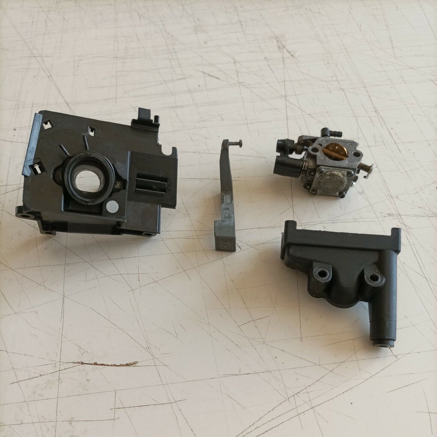 carburatore COLLETTORE LEVA E FILTRO ARIA PER MOTOSEGA PAPILLON RANGER 41 usato