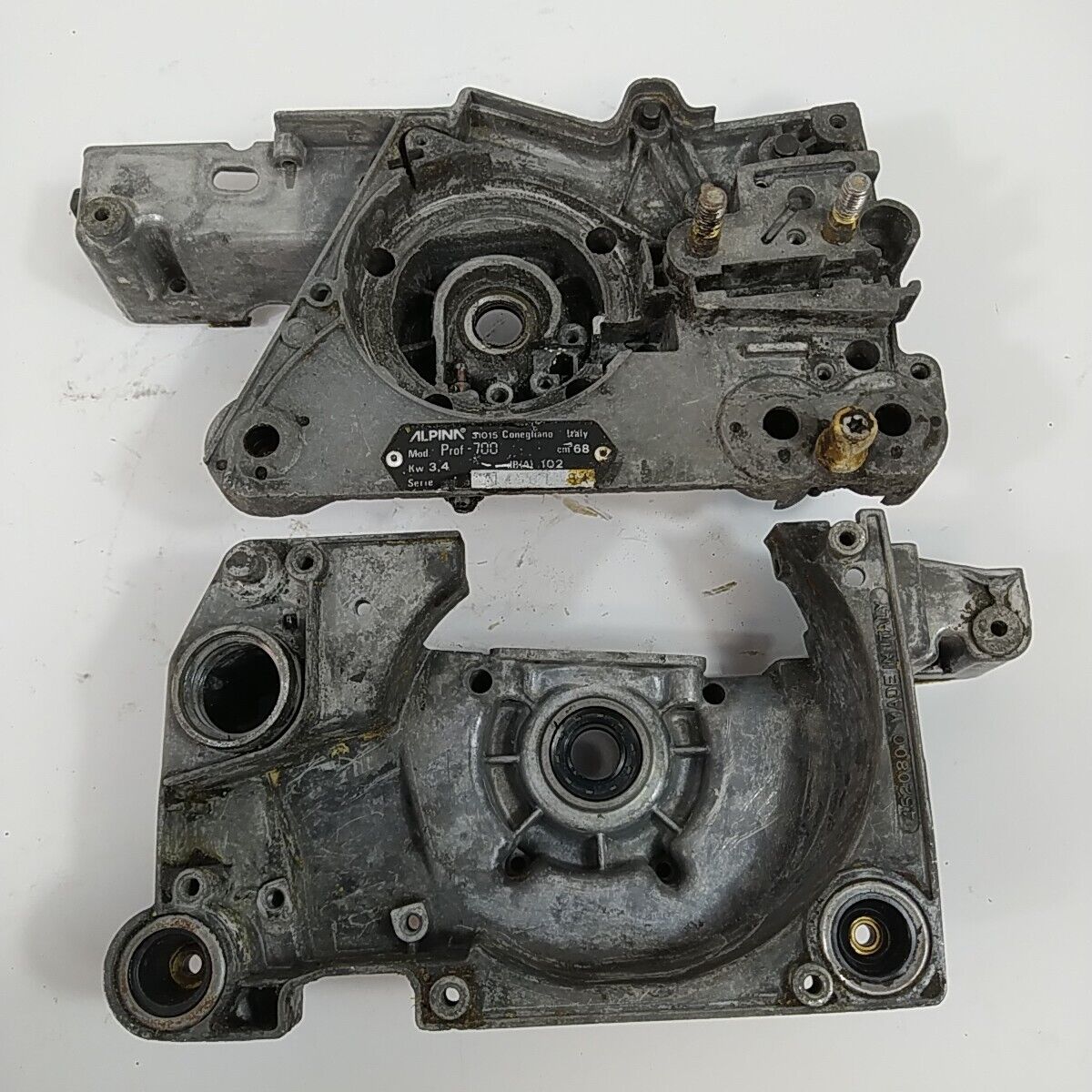 carter BASAMENTO CILINDRO completo PER MOTOSEGA ALPINA PROF 700 ricambi usati