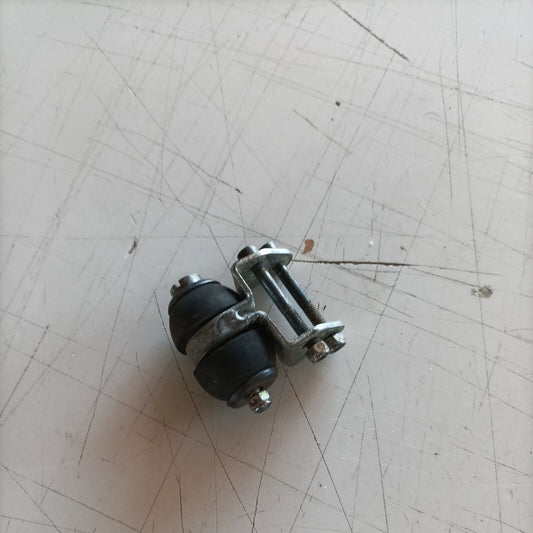 MOTOSEGA OLEO MAC 350 A SUPPORTO maniglia ANTERIORE INFERIORE ricambi usati