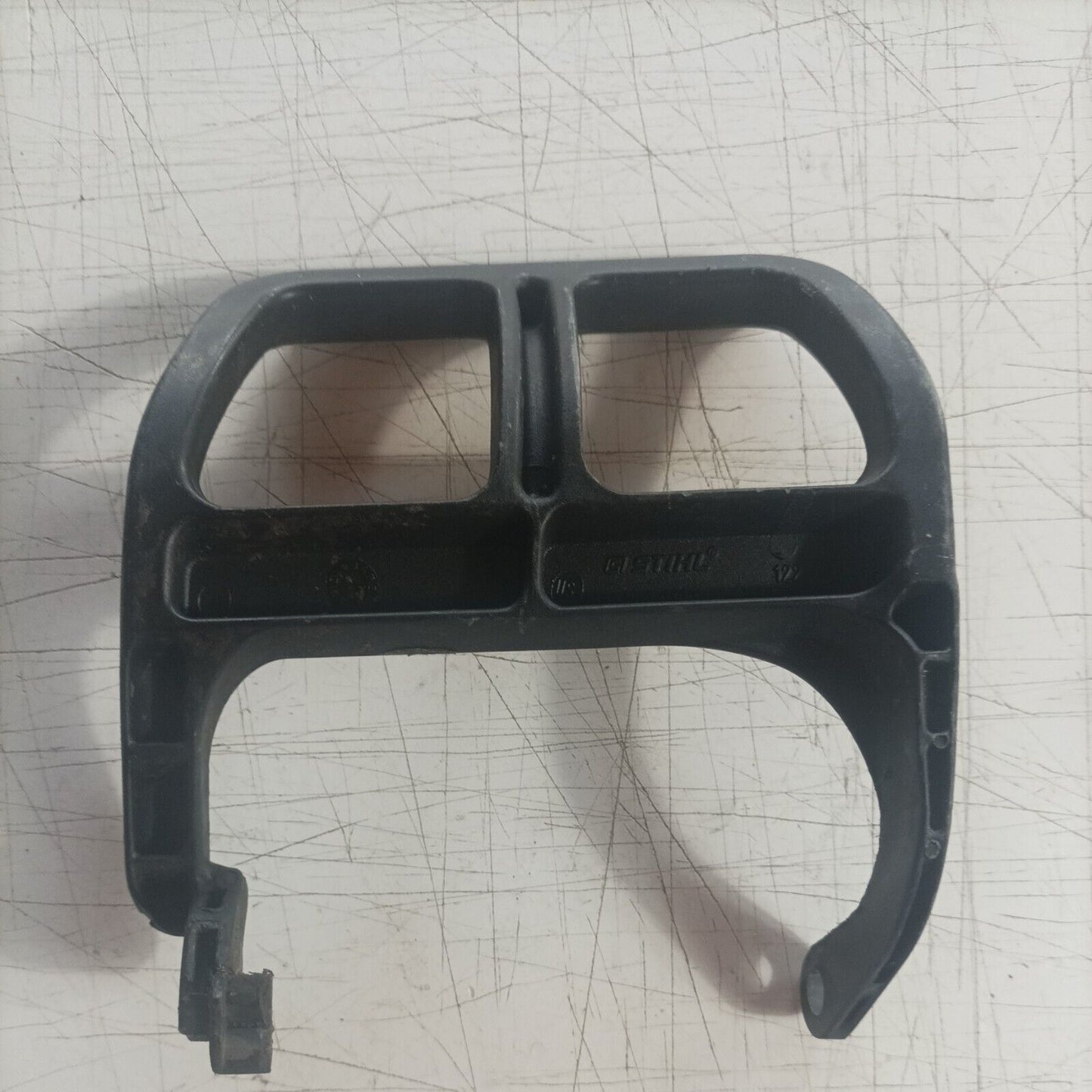 BLOCCO CATENA PROTEZIONE FRIZIONE PER MOTOSEGA STIHL 018 / MS 170 180 017 usato