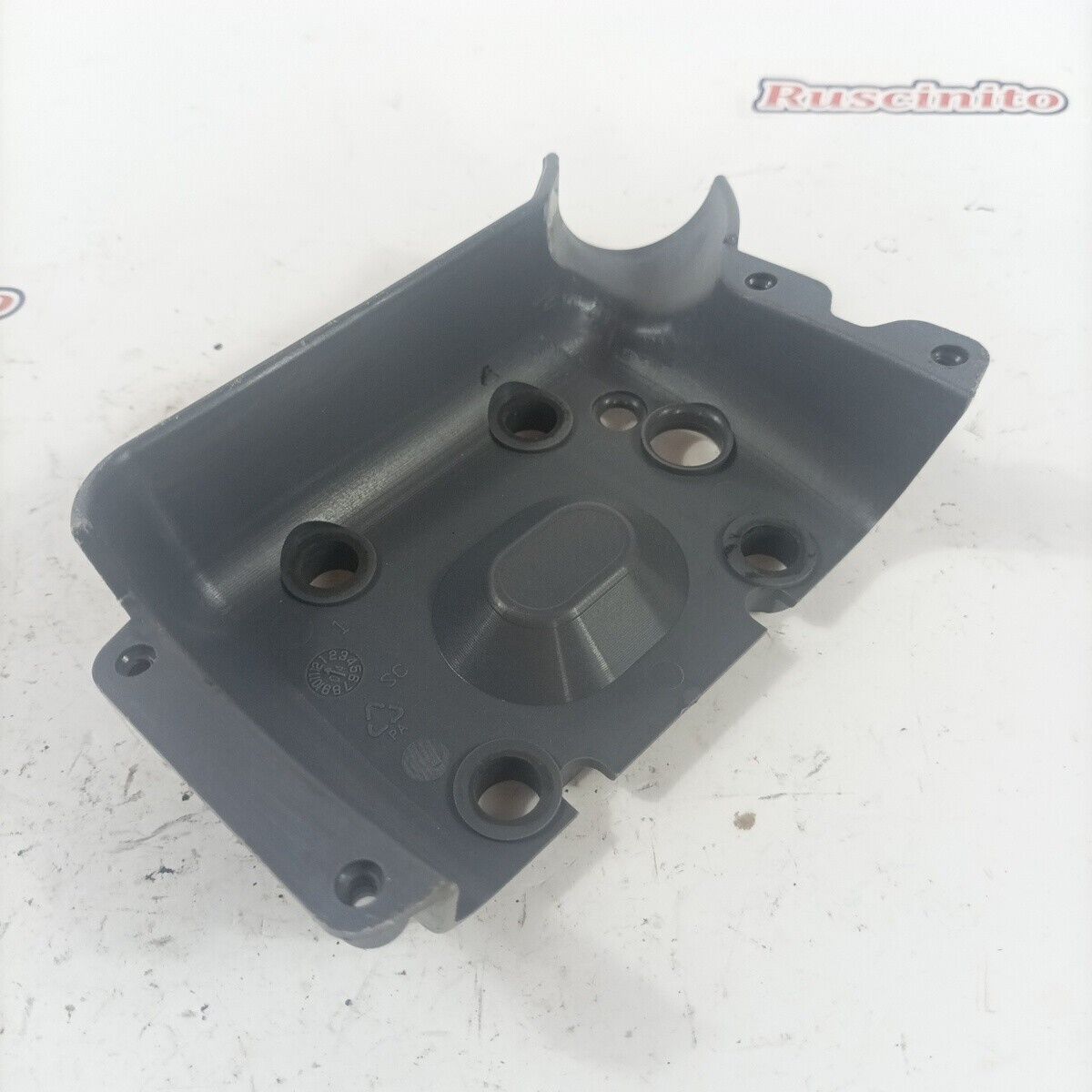 STAFFA SERBATOIO per DECESPUGLIATORE Emak Efco Oleo mac Dynamac ricambi usati